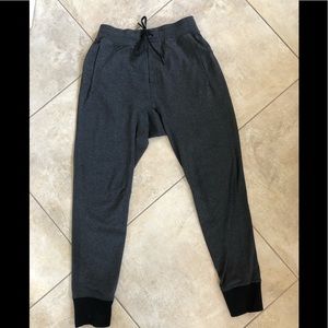 Lululemon gray joggers S